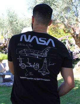 Camiseta negra básica NASA