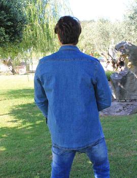 Sobrecamisa DARK & FISH denim bolsillos.