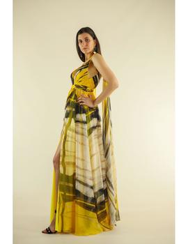 Vestido capa amarillo