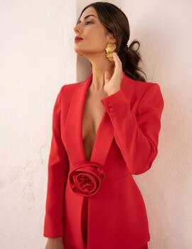 TRAJE CHAQUETA FLOR ROJO