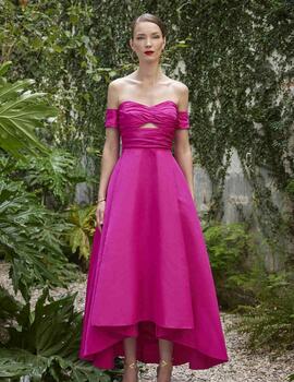 VESTIDO MIDI VUELO FUCSIA