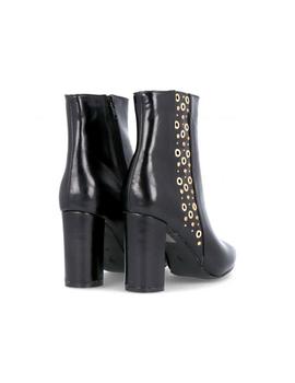 Botin negro tachuelas