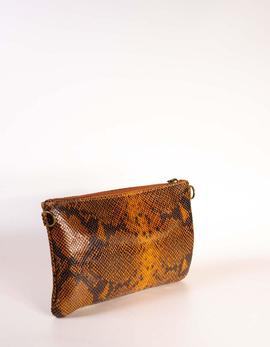 Bolso-sobre piel serpiente camel