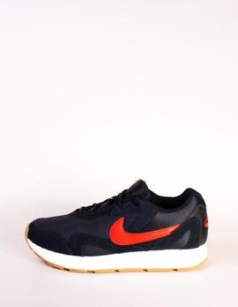 Nike Delfine CD7090 negras para hombre