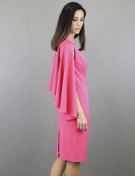 Vestido corto fucsia capa