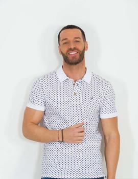 Polo blanco con estampados