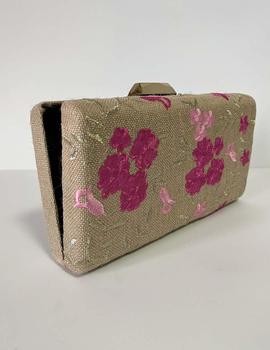 Cartera rafia bordada fucsia